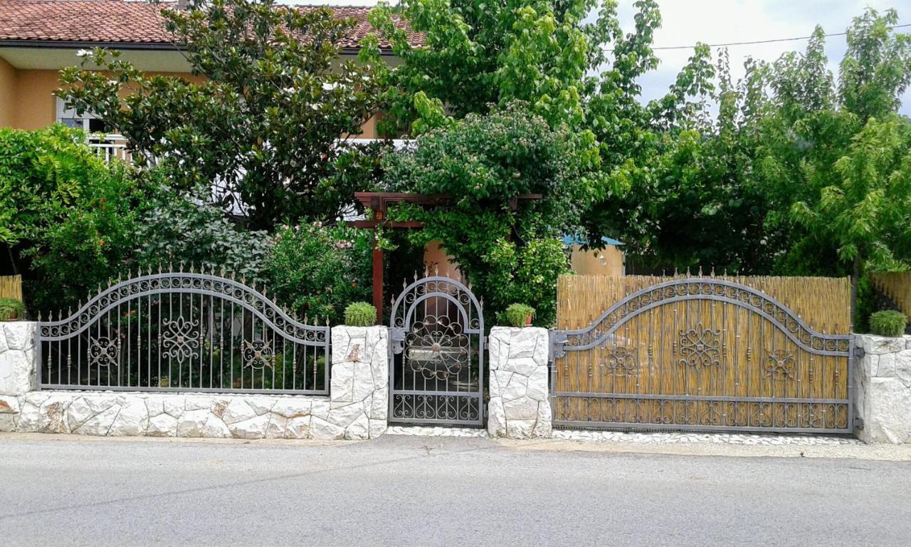 Apartment Vrljika,With Private Pool,Bikes,Garage Imotski Exterior photo